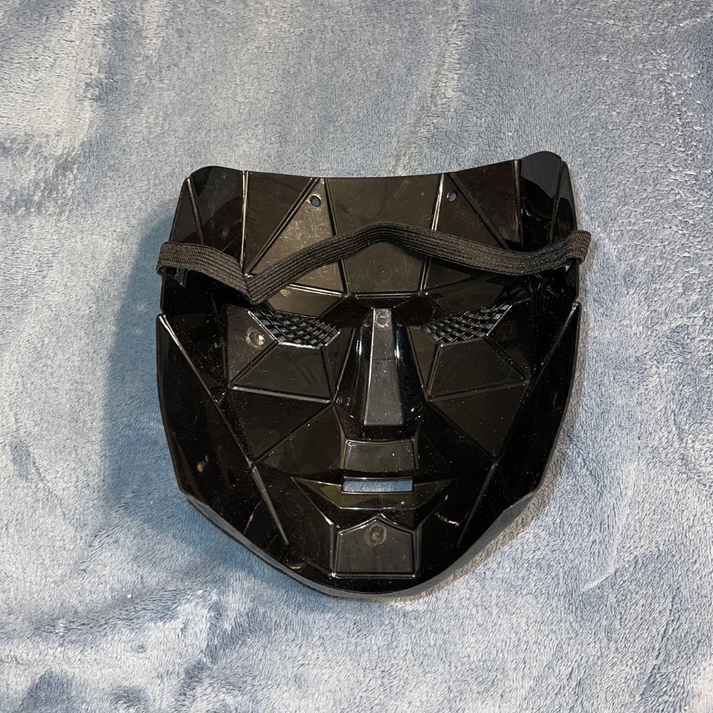 Mask - Picture 2 of 2